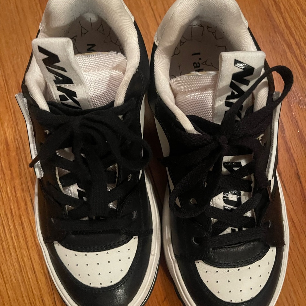 Women naked wolfe size 6 - Picture 5 of 10